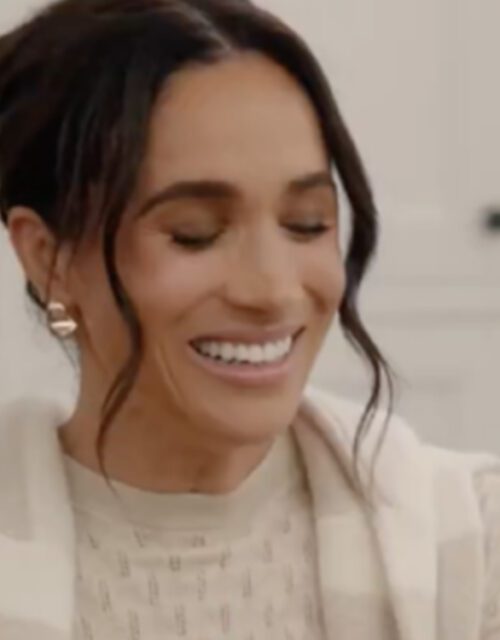 With Love Meghan S01 Meghan Markle Beige Stripe Sweater