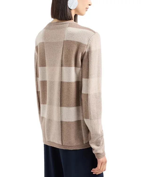 The Young And The Restless Valarie Pettiford Beige Checked Sweater
