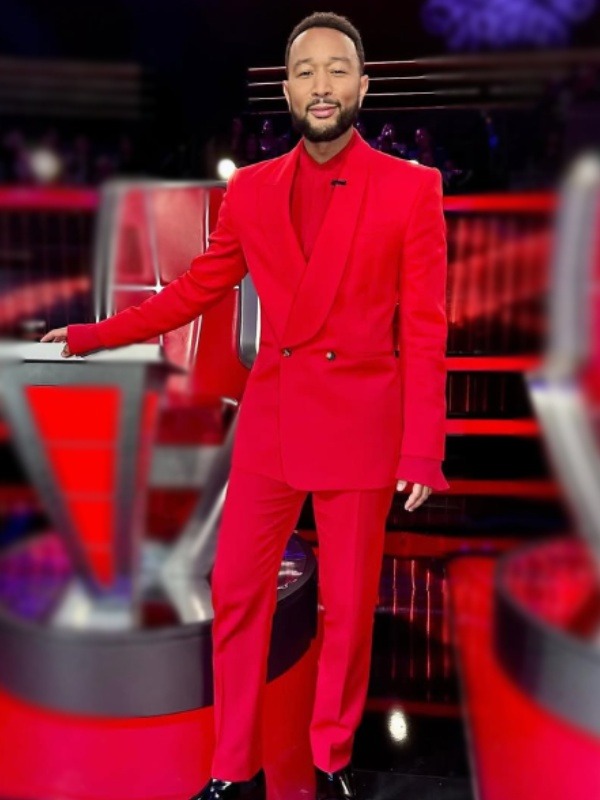 The Voice S27 John Legend Red Suit