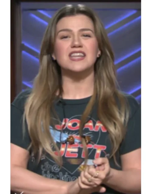 2025 The Kelly Clarkson Show Kelly Clarkson Joan Jett T-Shirt