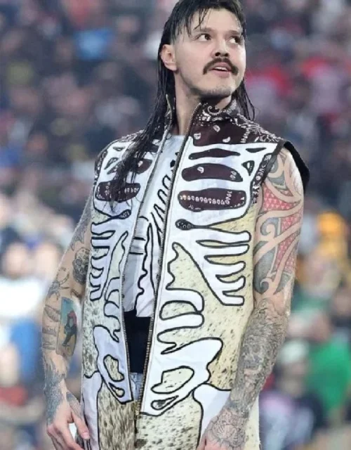 41 Dominik WrestleMania Mysterio Coat